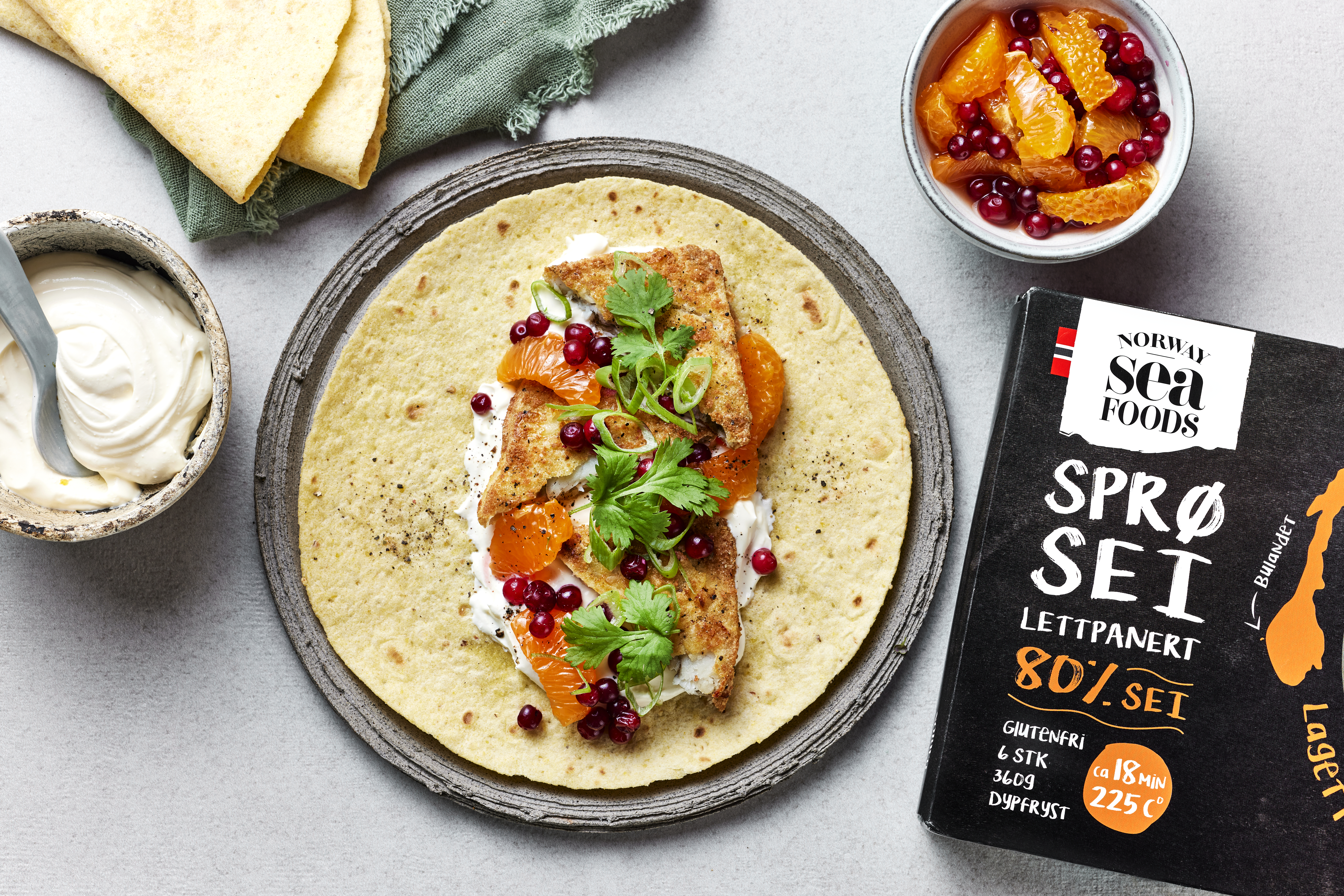 Taco med Sprø sei, klementing og tyttebærsalsa